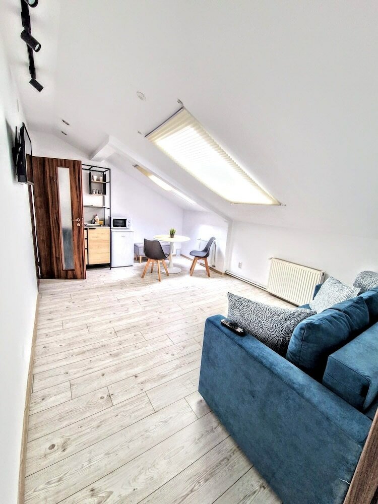 Фото Main Square Apartments & More