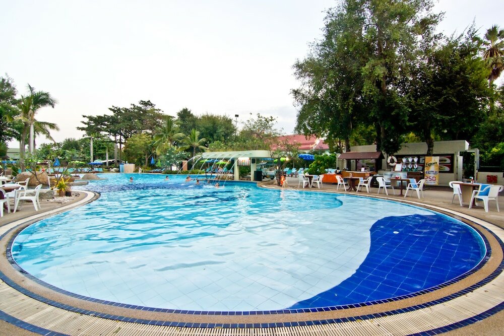 Фото Grand Jomtien Palace Hotel