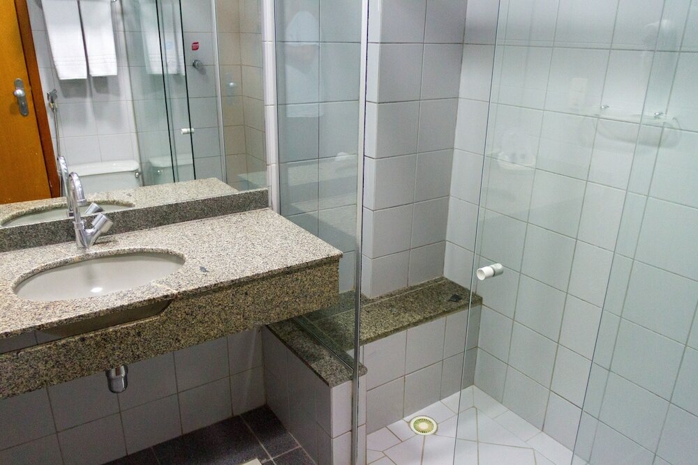 Фото Oft San Conrado Hotel