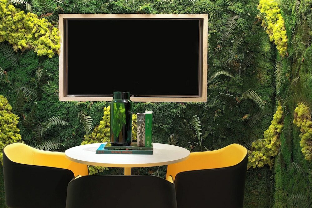 Фото Courtyard by Marriott Paris Gare de Lyon