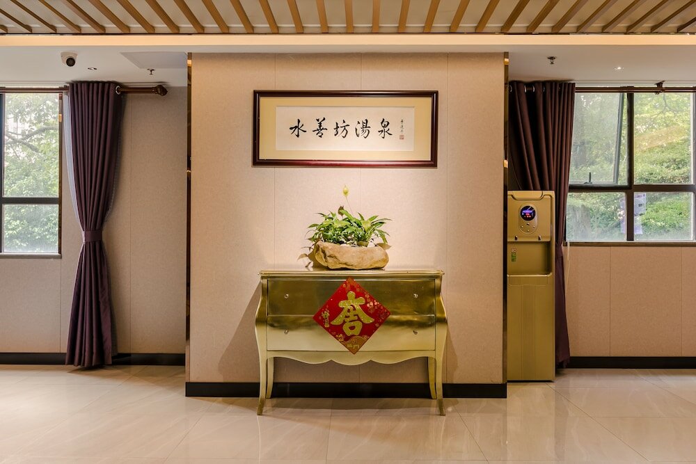 Фото Alice • Shuishanfang Honorableincomparadble Hotel