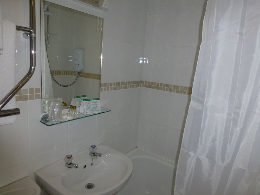 Фото The Atherstone Red Lion Hotel