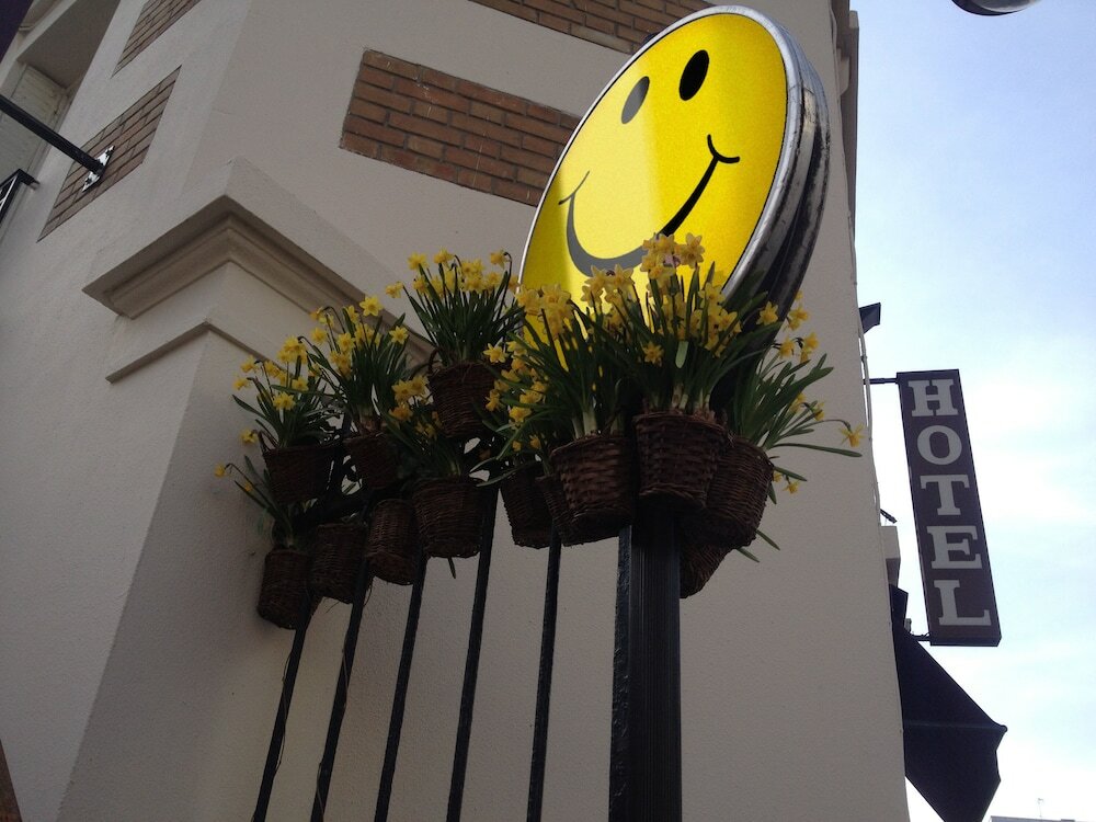 Фото Hotel Virgina