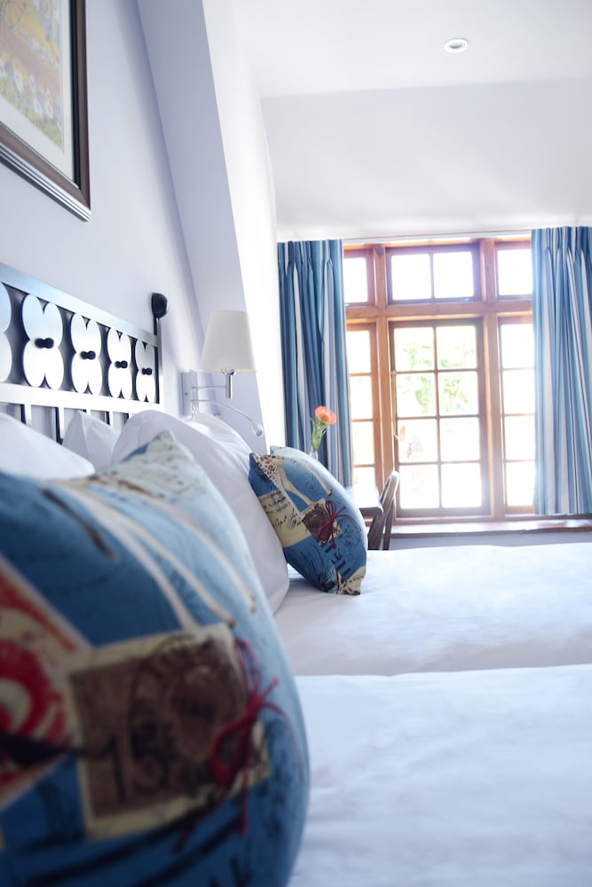 Фото The Stellenbosch Hotel