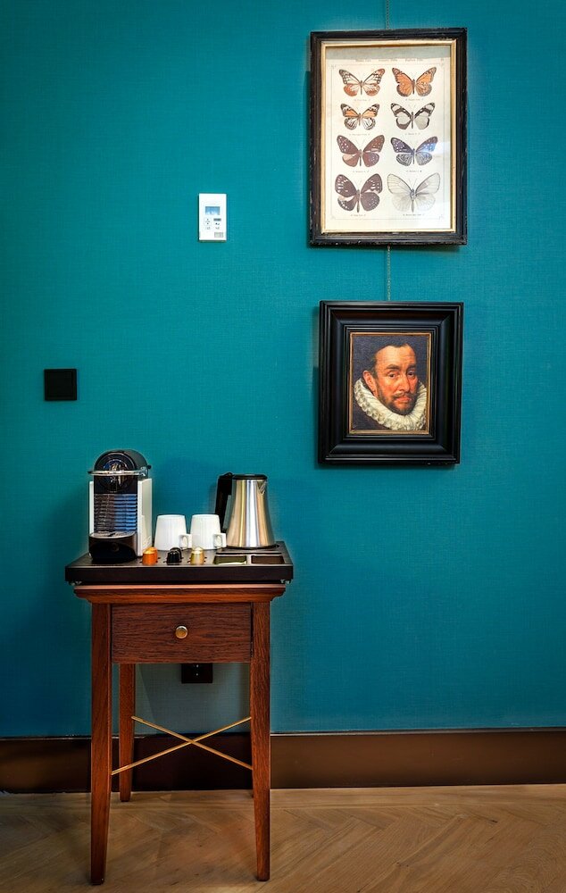 Фото The Hendrick's Hotel