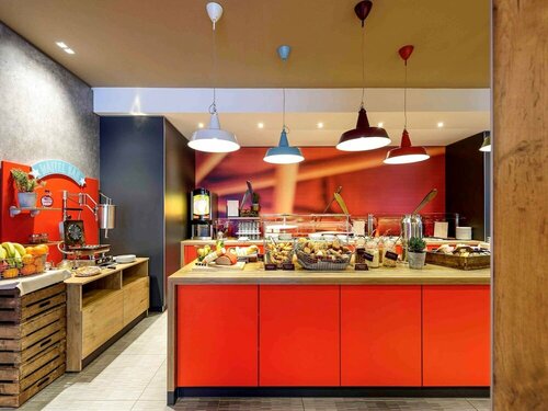 Внешний вид отеля Ibis Nuernberg City am Plaerrer в Нюрнберге, фото 3