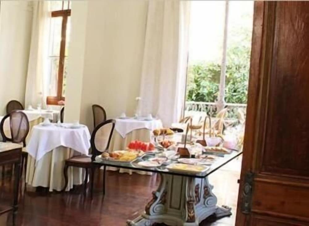 Фото Hotel Casablanca Koeler