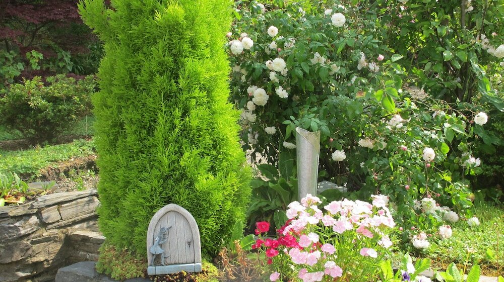 Фото Five Oaks Bed & Breakfast