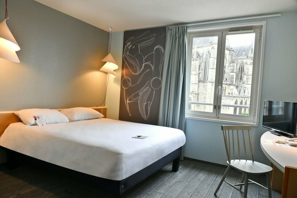 Hotel Ibis Saint Quentin Basilique, Saint‑Quentin, photo