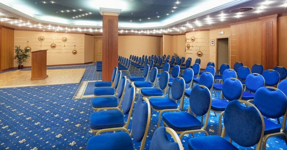 Фото Hotel Concertino Zlatá Husa