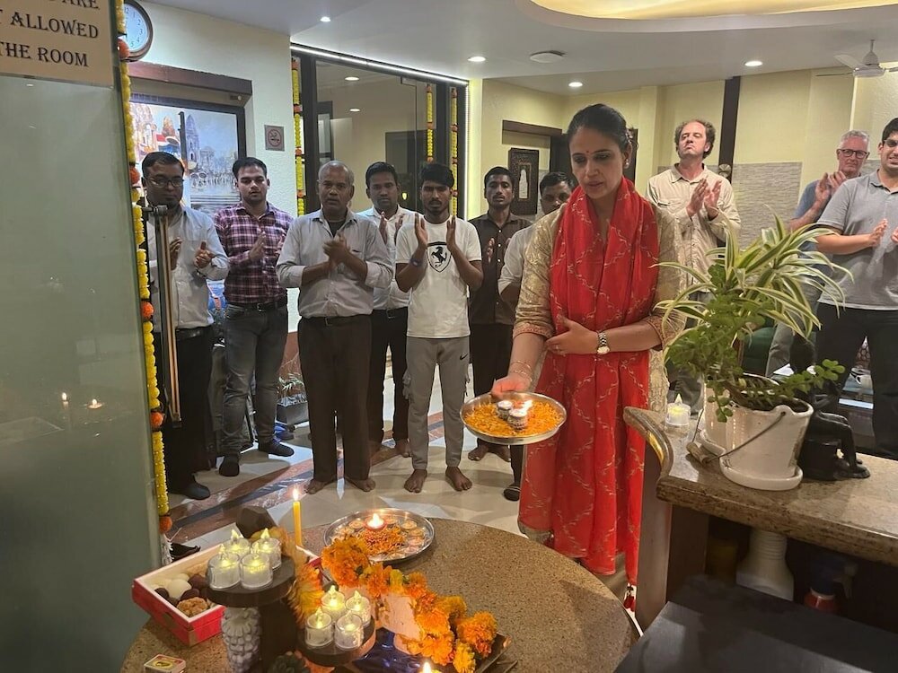 Фото Hotel Pooja Palace