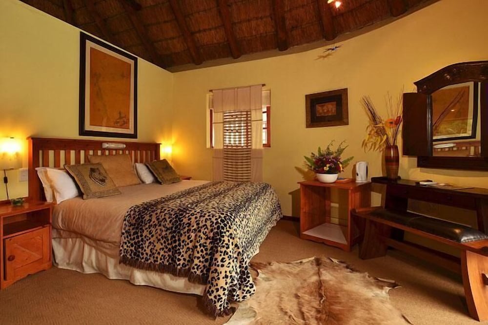 Фото French Lodge International