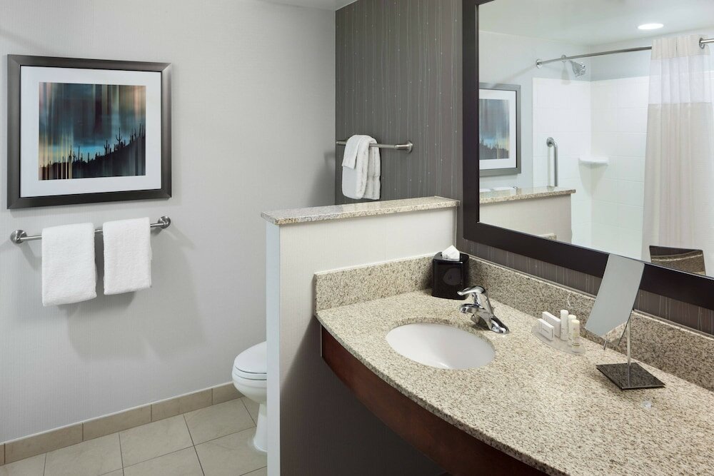 Фото Courtyard Phoenix Chandler/Fashion Center