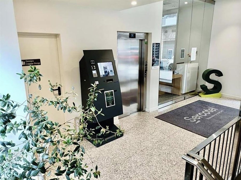 Фото Sercotel Logroño Suites