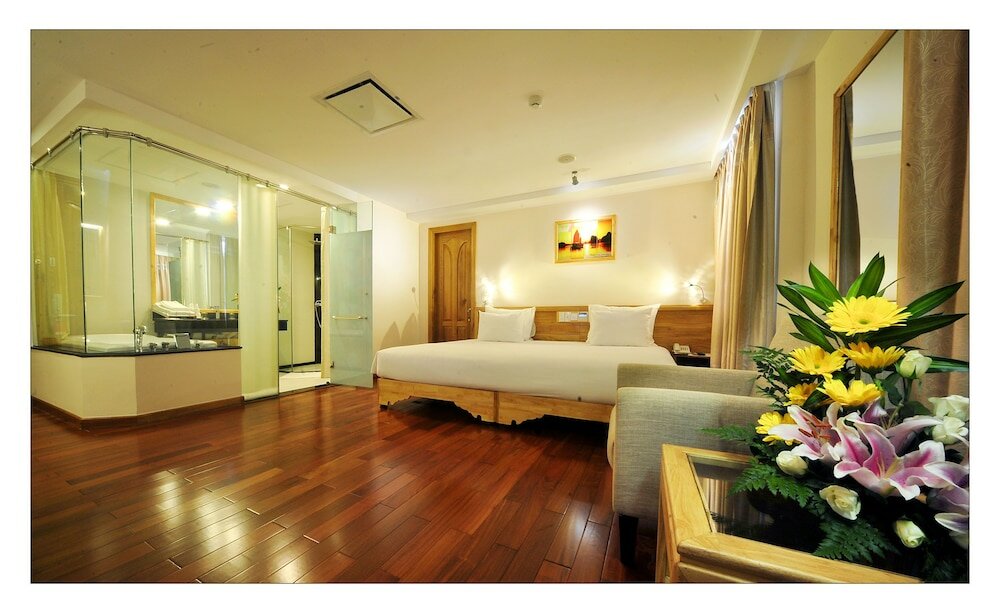 Фото Romance Hotel