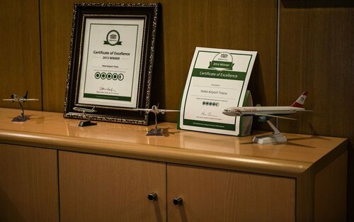 Гостиница Hotel Airport Tirana в Области Дуррес
