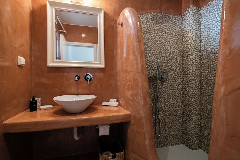 Фото Black Diamond Suites - Adults Only