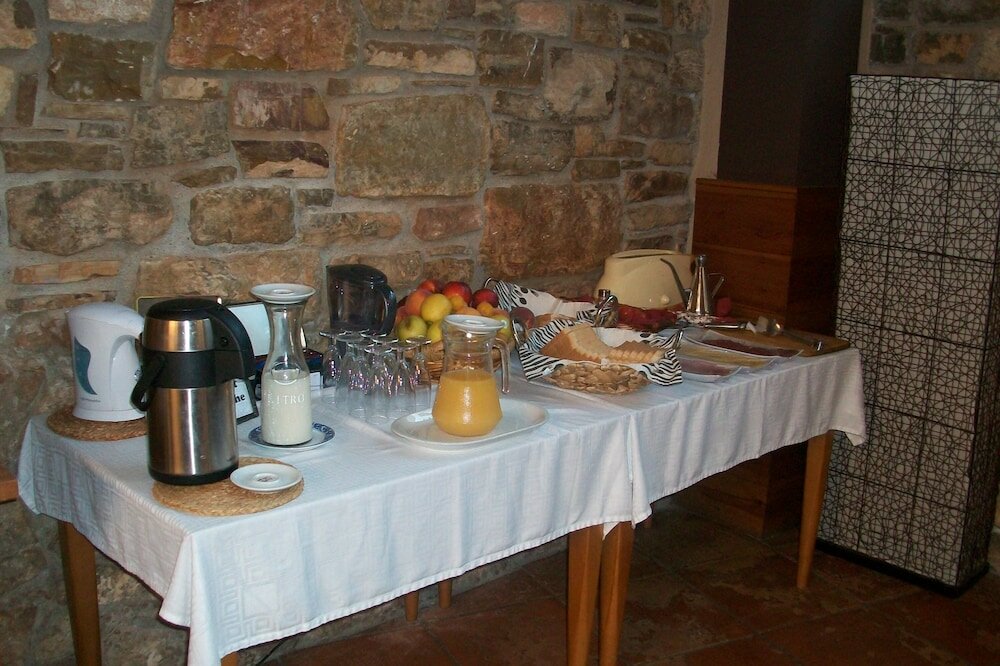 Фото Hostal Can Missè