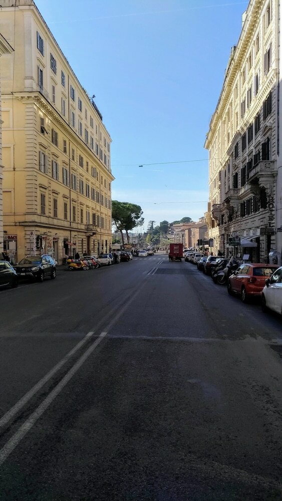 Фото Nicolas Inn