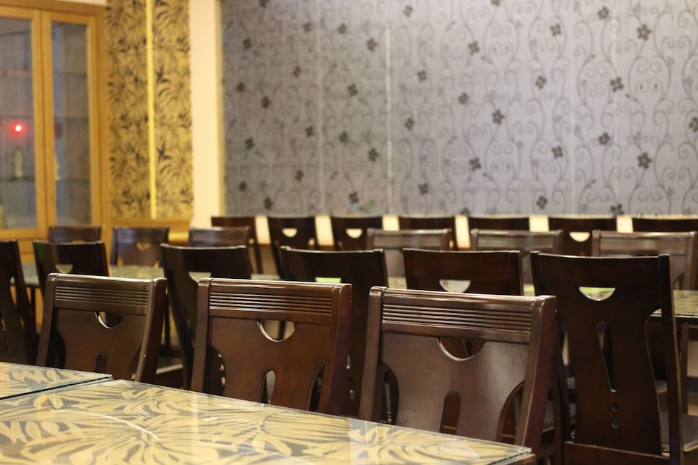 Фото Home Full Hotel