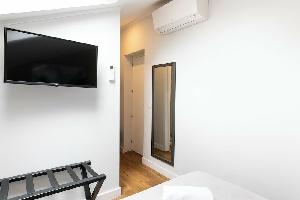 Фото Lisboa 85 Suites & Apartments