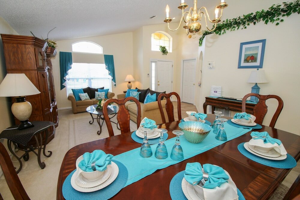 Фото Allamanda Holiday Home 4 Bedroom