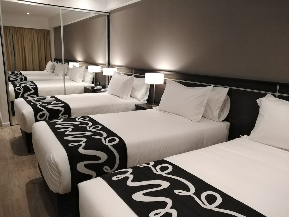 Фото Amerian Rafaela Hotel