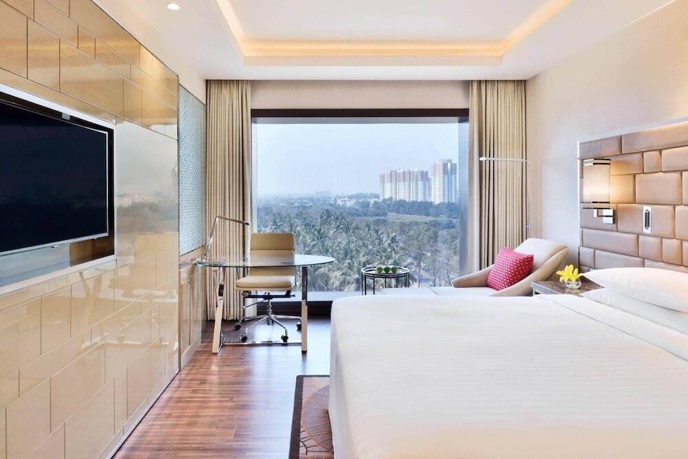 Фото Courtyard by Marriott Bengaluru Hebbal