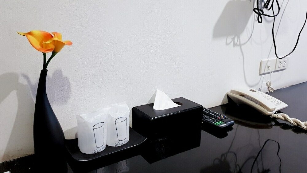 Фото B-Black Hotel Chonburi