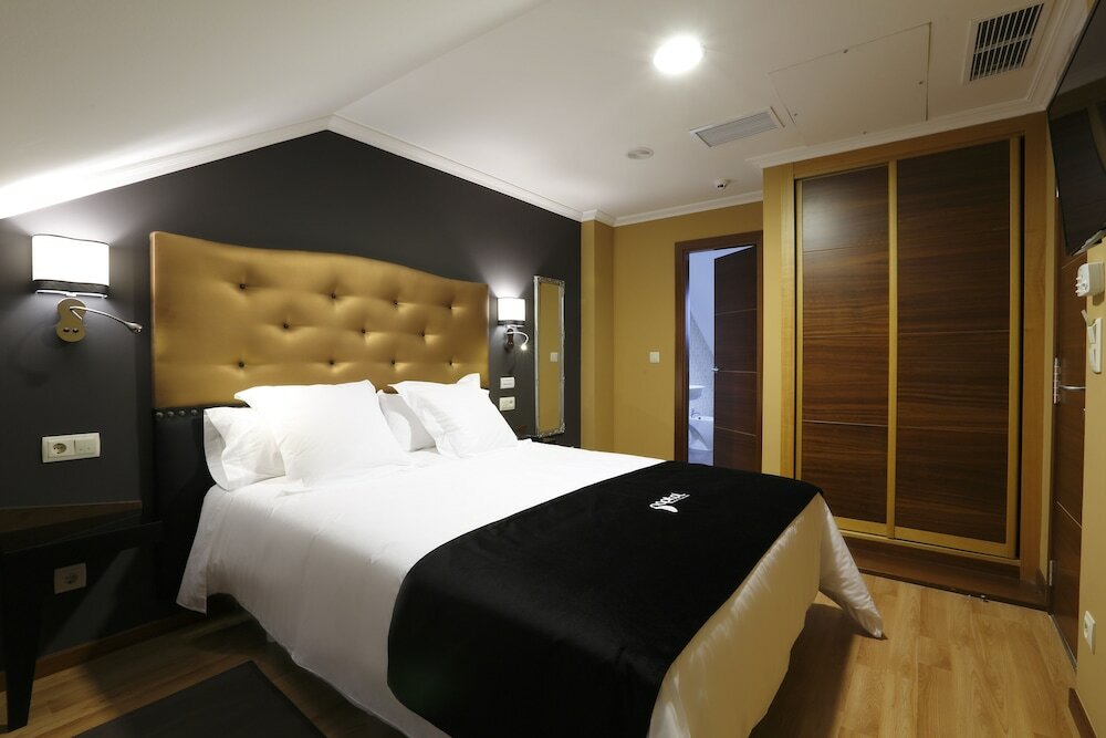 Фото Capitol Boutique Hotel