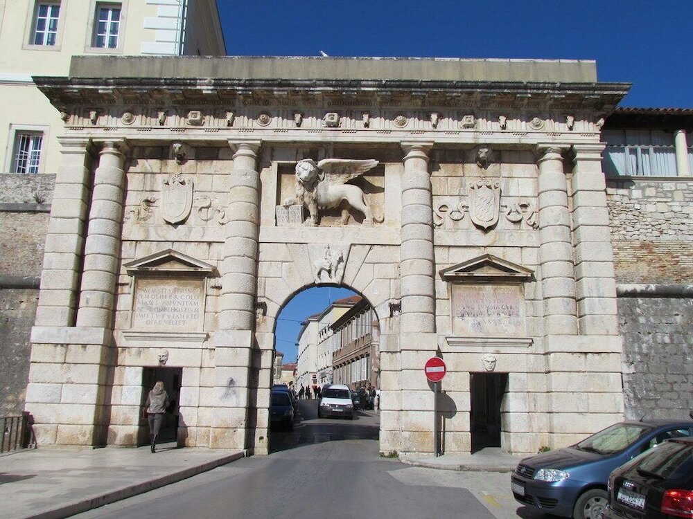 Фото Luxury Rooms Kadena