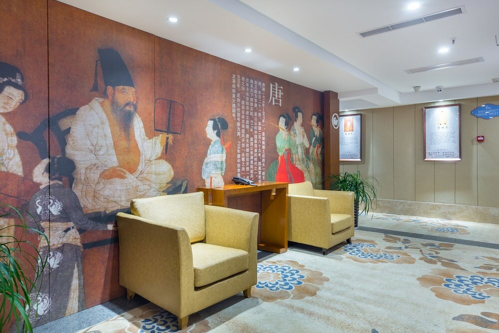 Фото YiWU Best Hotel
