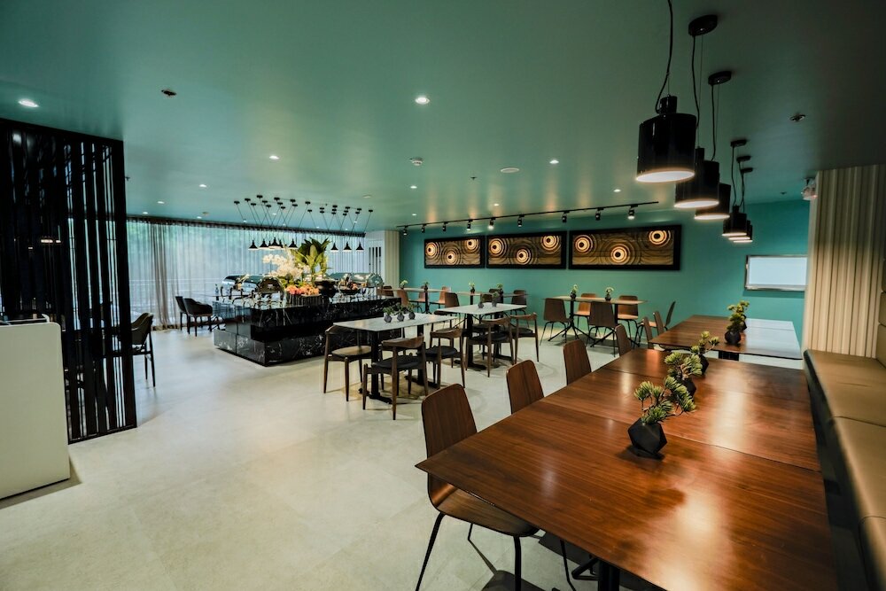 Фото Avior Hotel