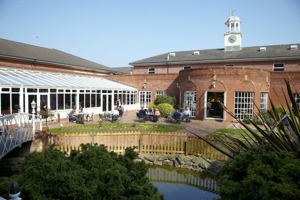 Hotel Village Hotel St David's, Wales, photo