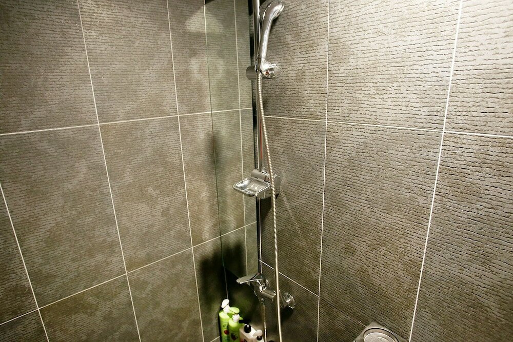 Фото Achasan Station Wall Hotel