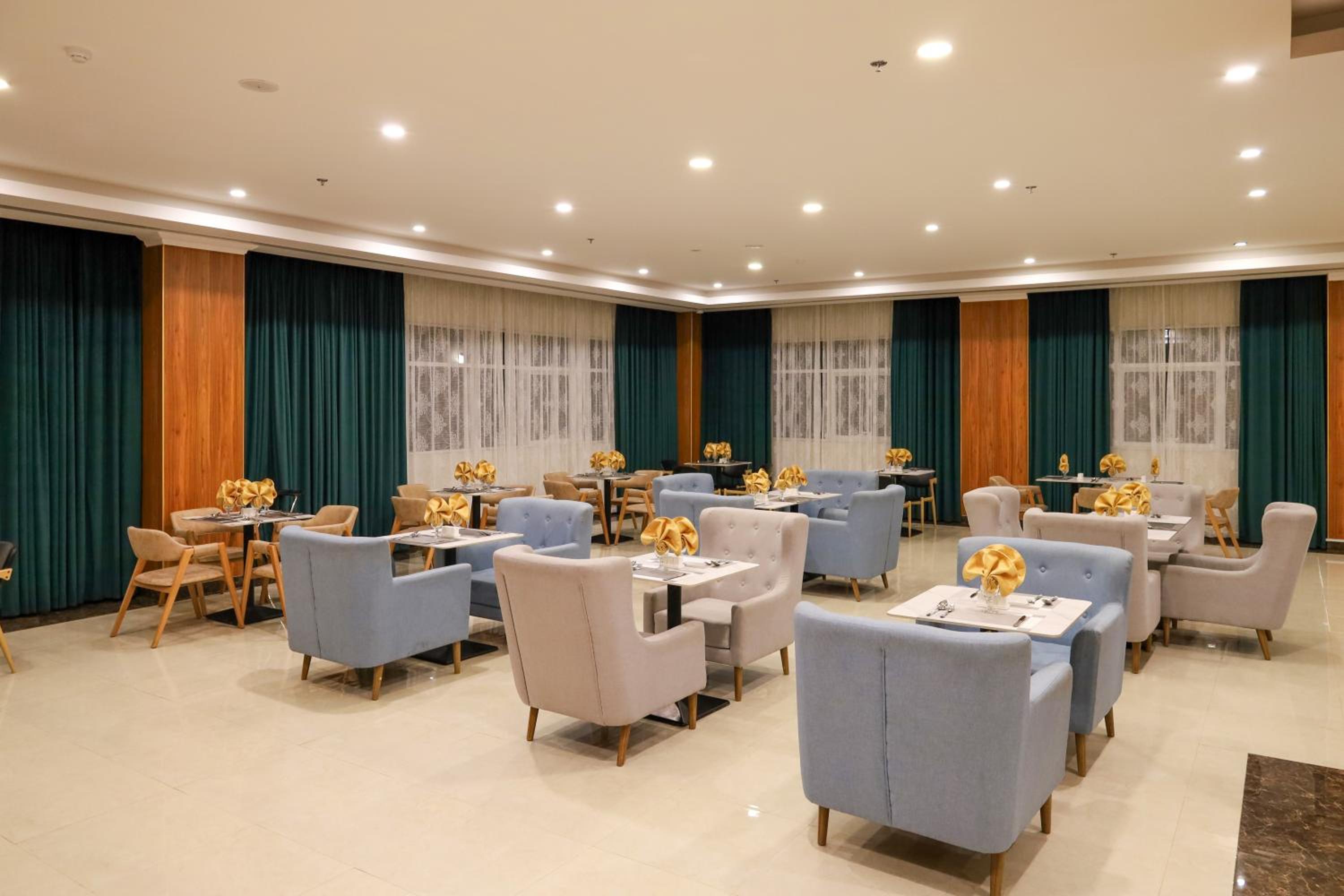 Фото Eliana Hotel