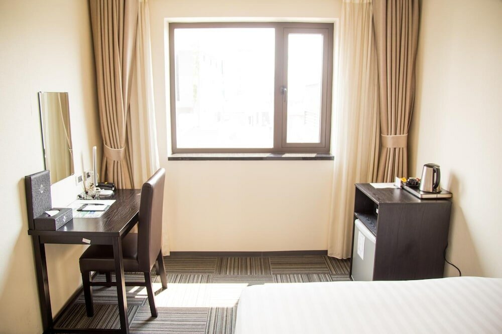 Фото Sakura Hotel 3