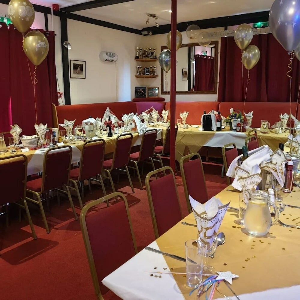 Фото The Five Bells