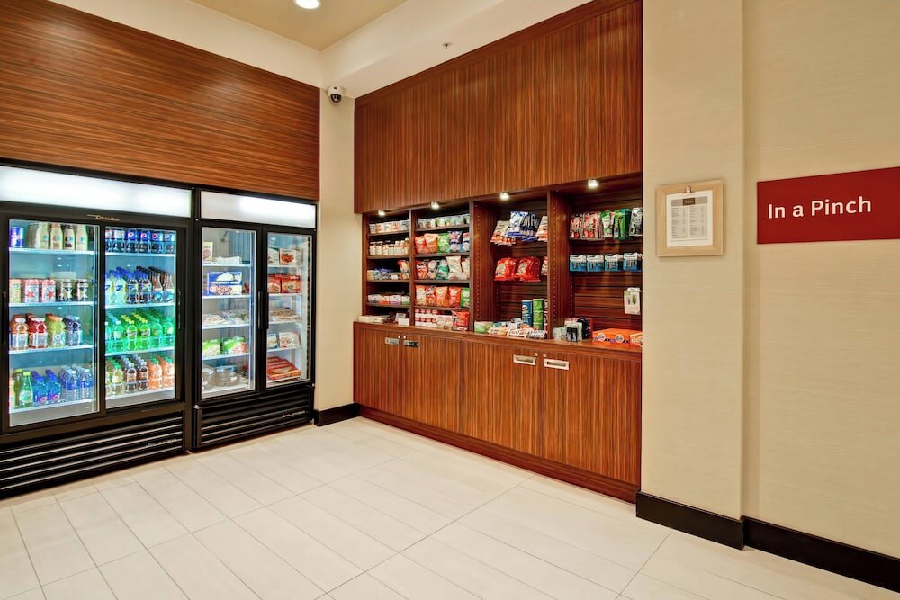 Фото TownePlace Suites by Marriott Kincardine