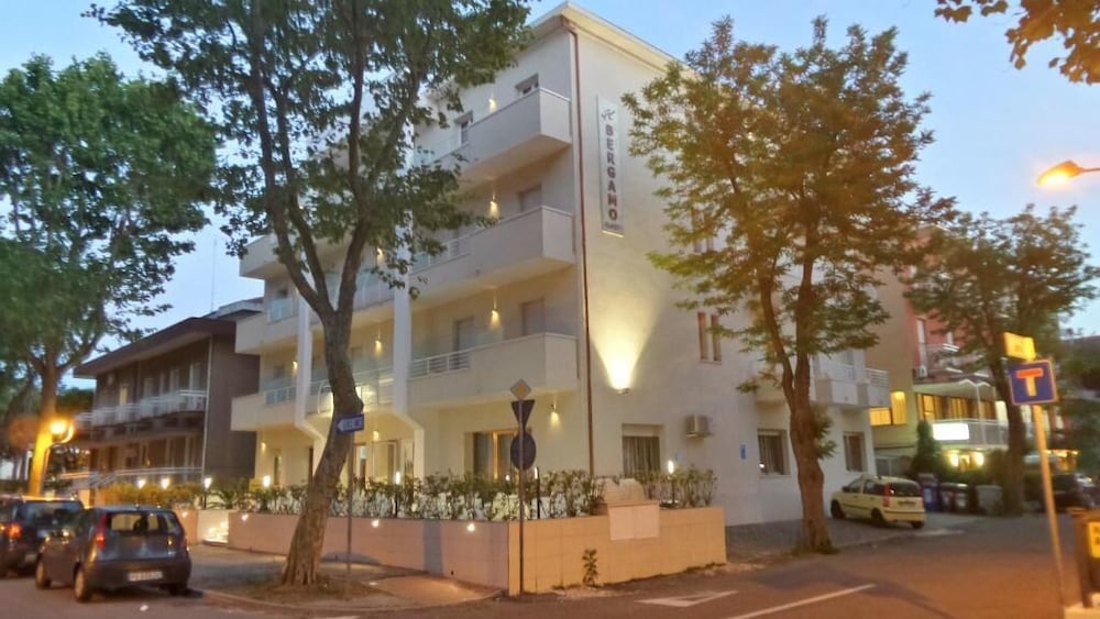 Фото Hotel Bergamo