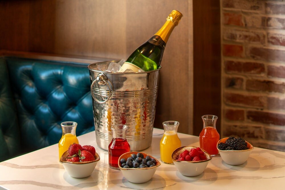 Фото New Orleans Marriott Warehouse Arts District