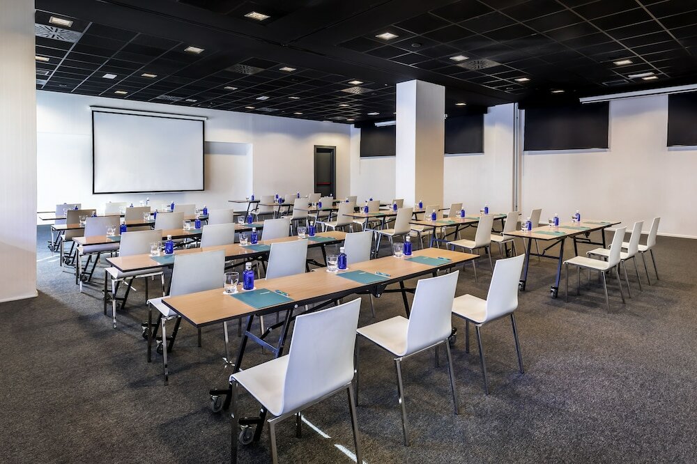 Фото Hotel Zentral Castellana Norte