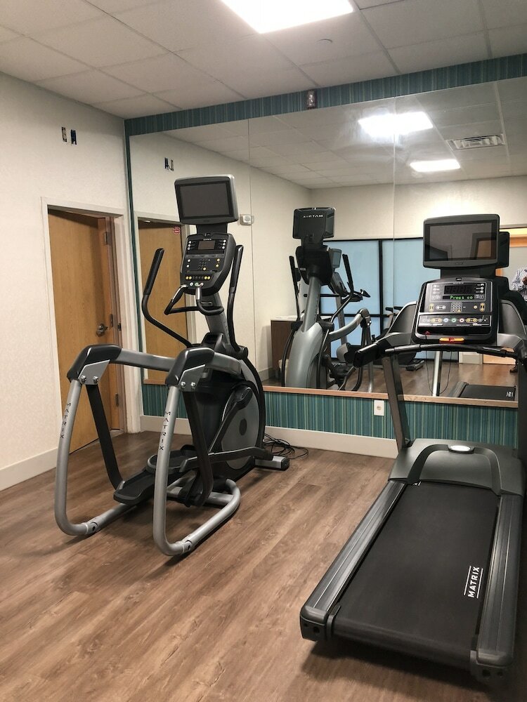 Фото Holiday Inn Express Metropolis, an Ihg Hotel