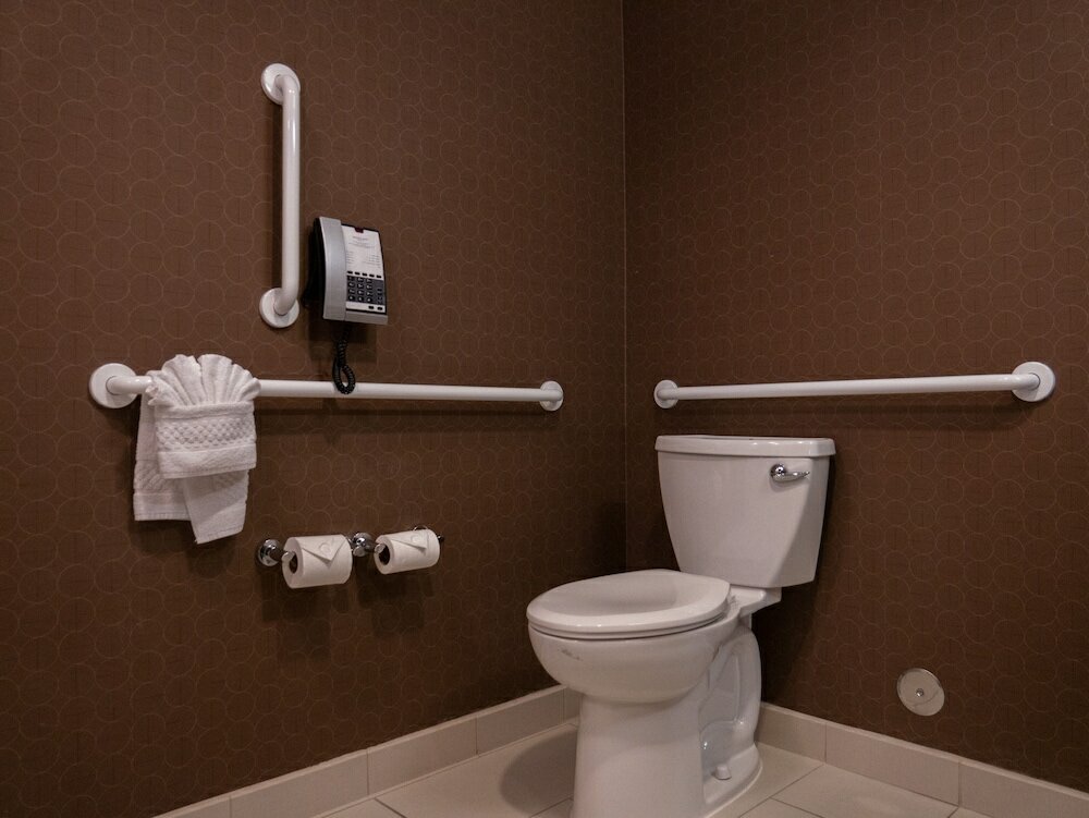 Фото SpringHill Suites Las Vegas North Speedway