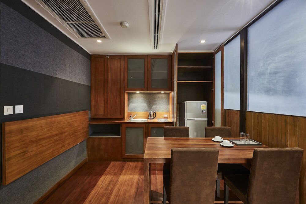 Фото LUXX Langsuan Hotel