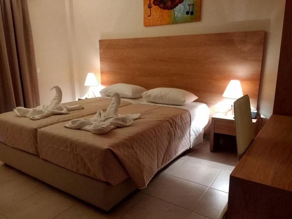 Фото International Hotel