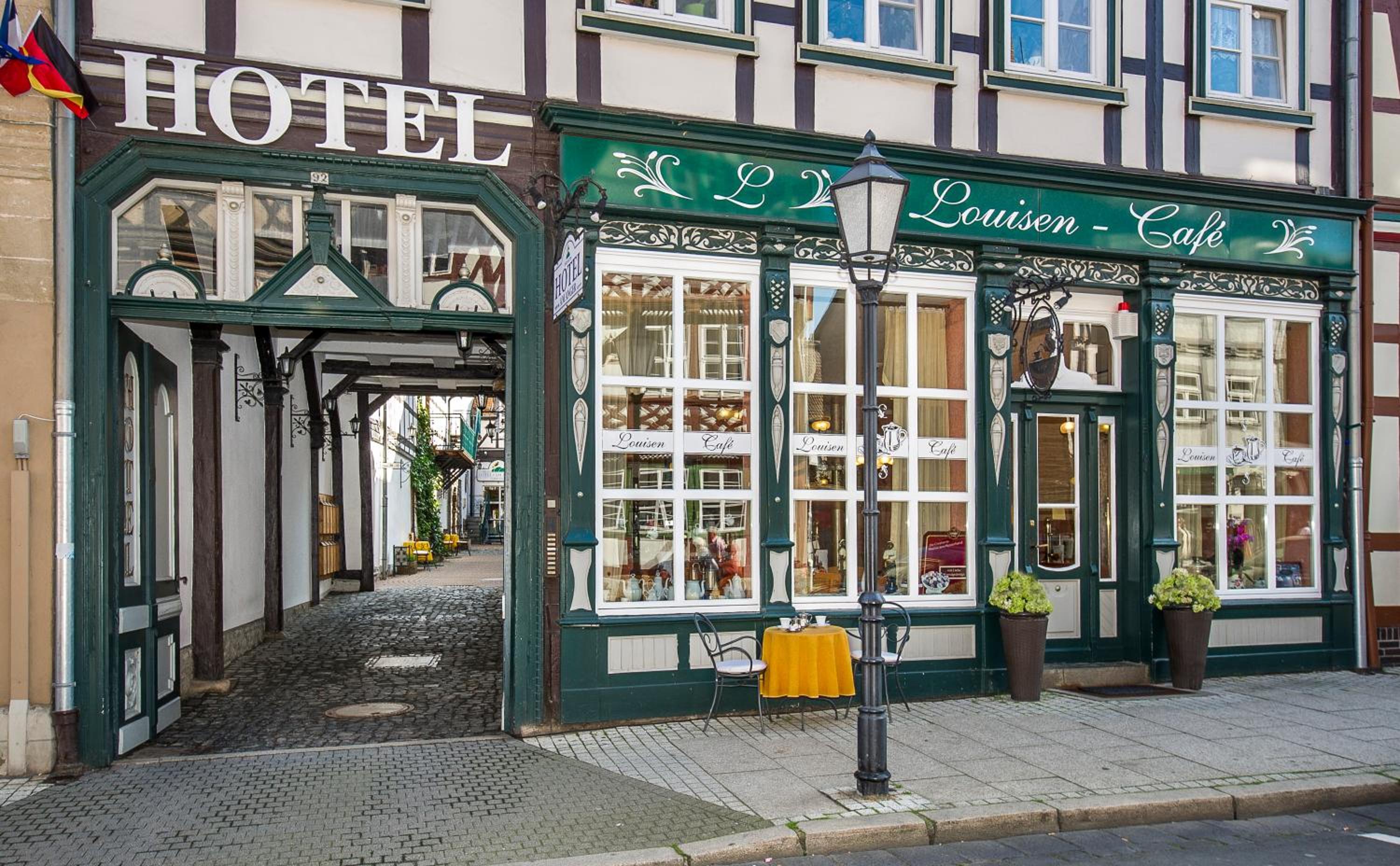 Фото отеля 1