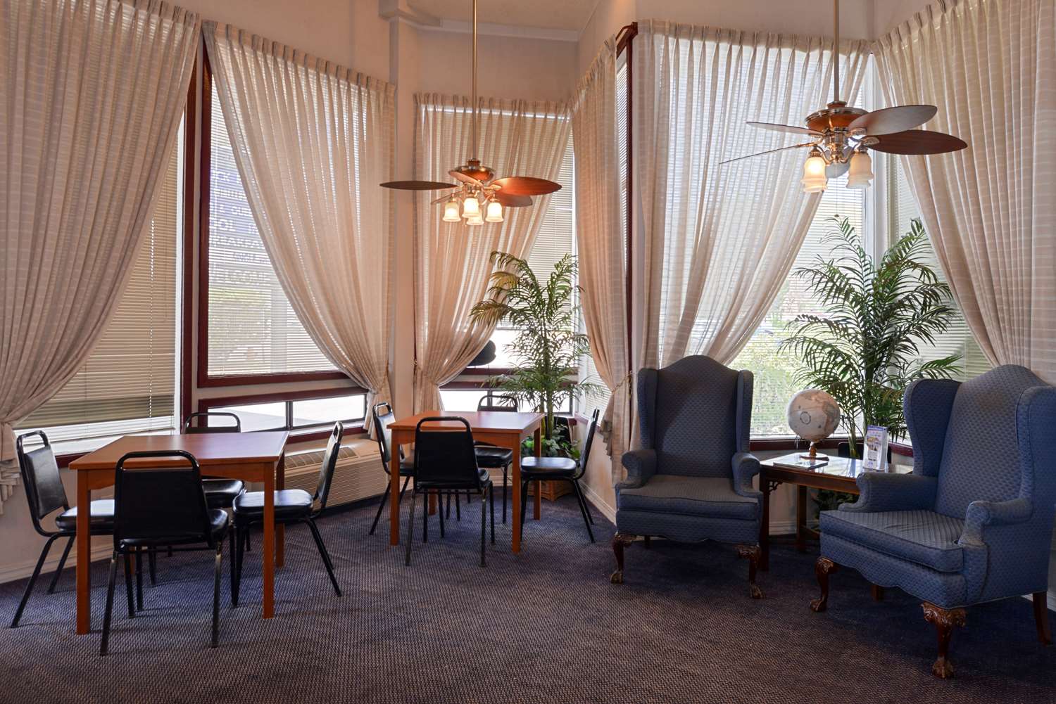 Фото Americas Best Value Inn Carson City