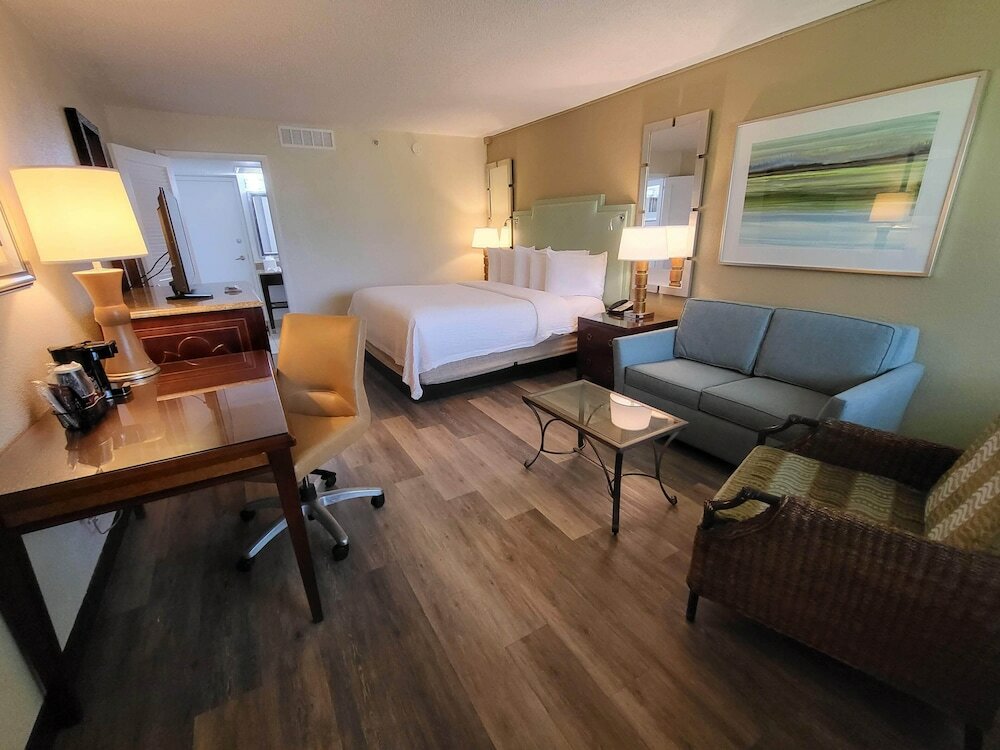 Фото CoCo Key Hotel and Water Resort