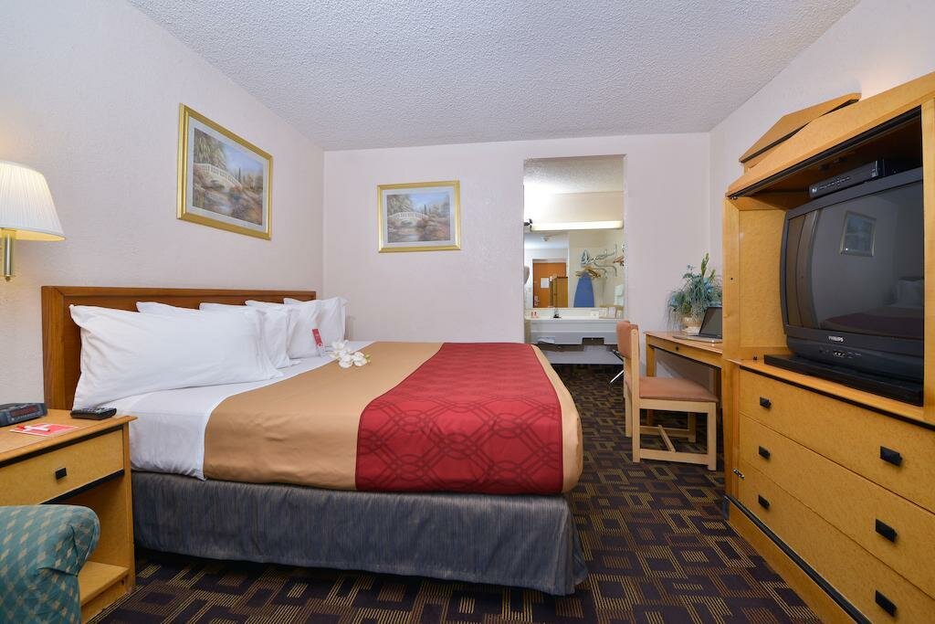 Hotel Econo Lodge Bellmawr Area, State of New Jersey, photo